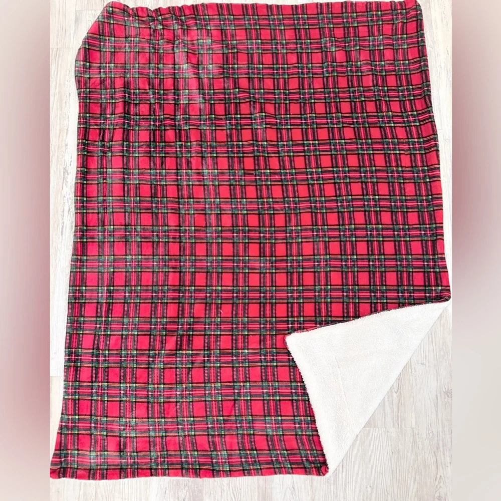 Red Plaid Blanket with Sherpa Lining